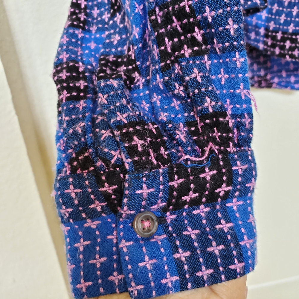 Pilcro Blue and Black Checkered Button Down Shirt. Size Medium - Picture 3 of 9